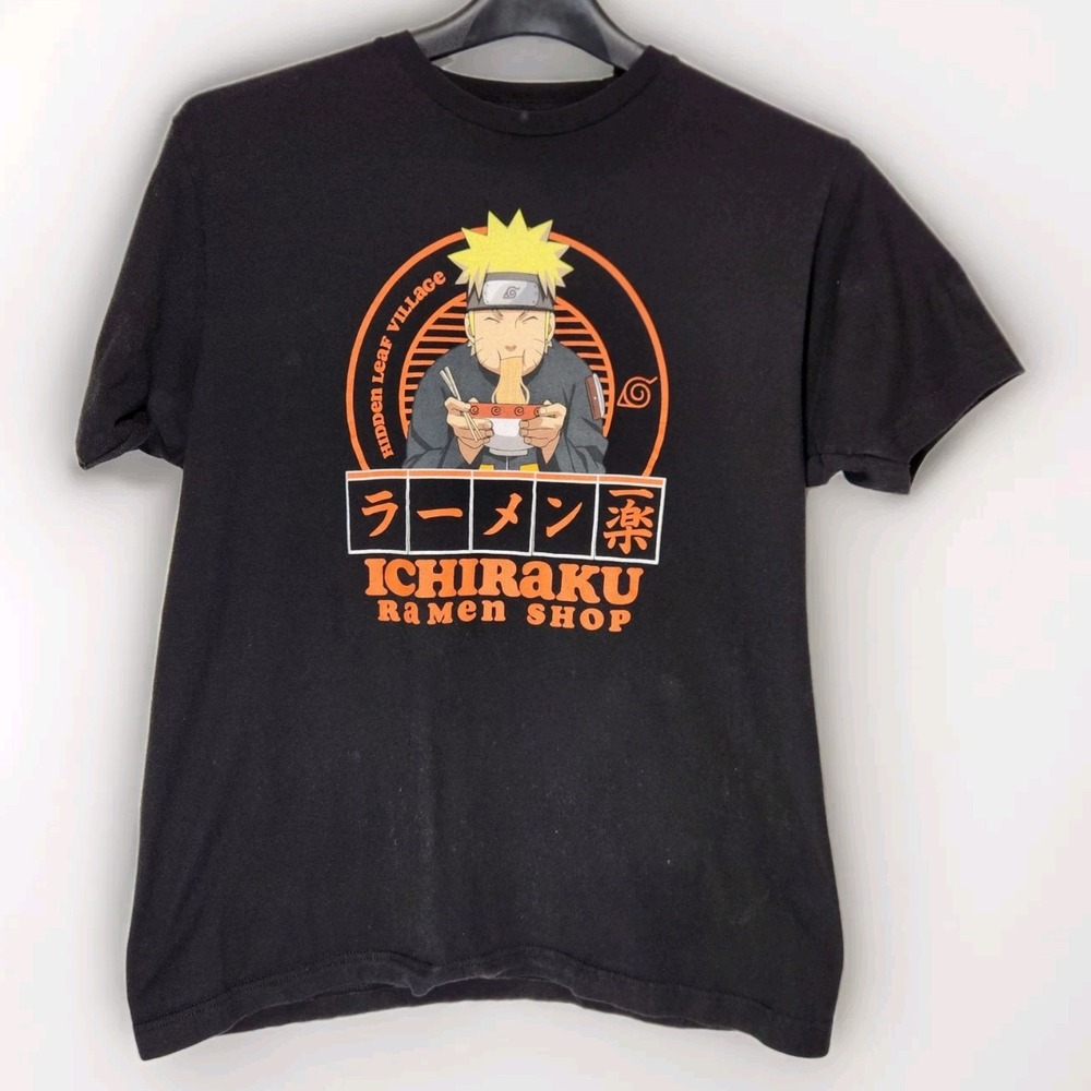 Naruto Shippuden  Collection Ramen Shop‎ Mens T-Shirt Size L Short Sleeve Black